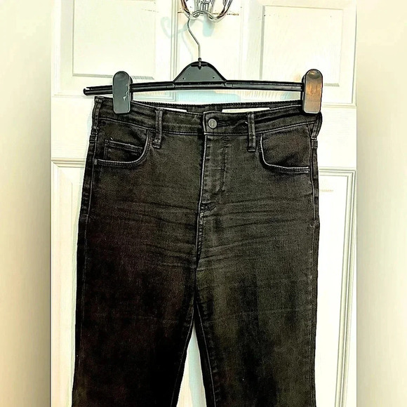 Pilcro Superscript Flare Black Jeans - Picture 2 of 12